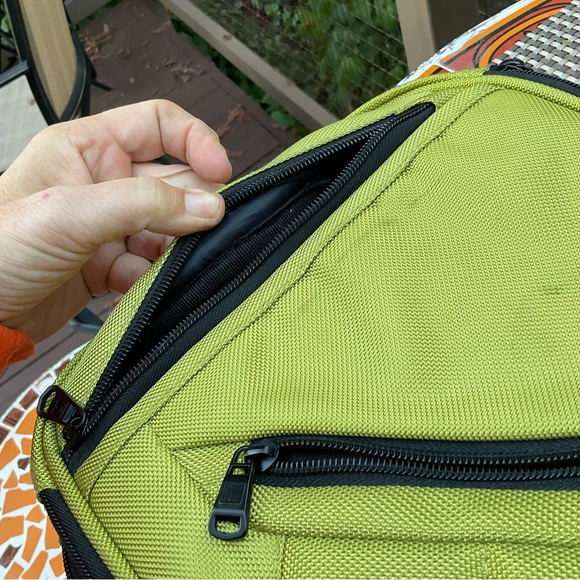 🔵 FUL Green tablet crossbody travel school work unisex canvas bag 9” x 11” - Picture 12 of 16